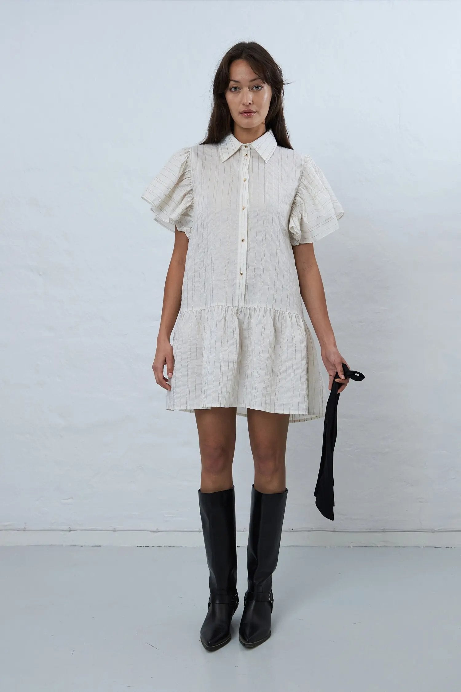 Stella Nova Bow mini dress Dress 025 Creme w. gold stripe