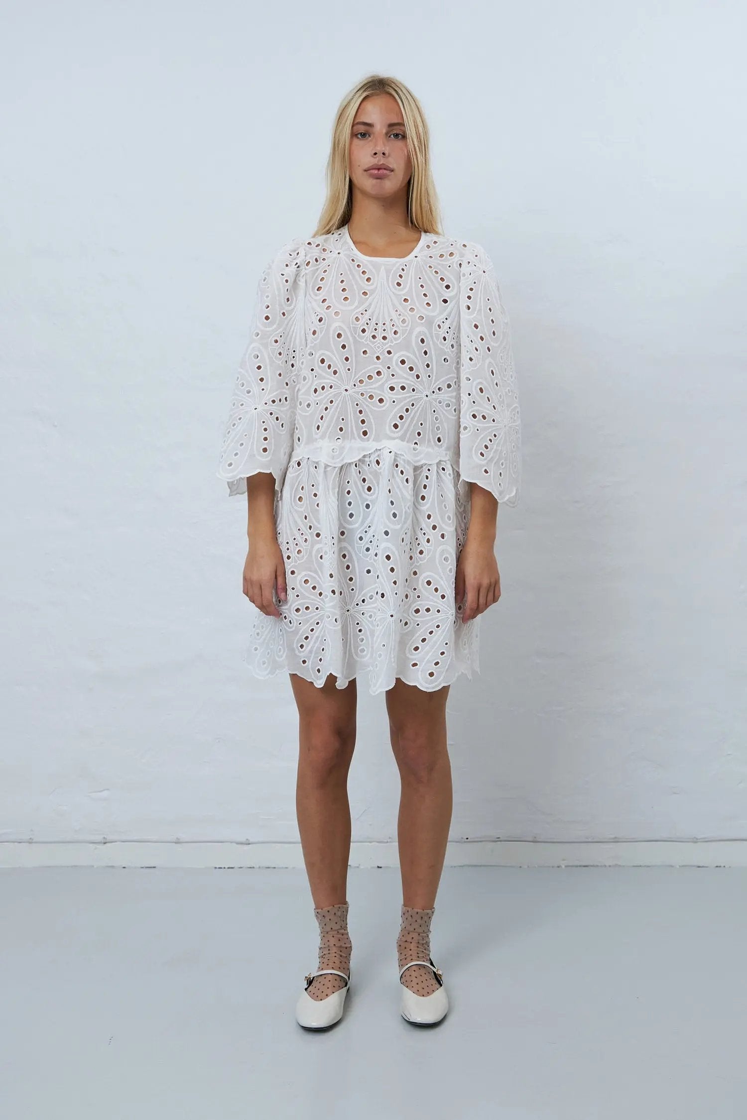 Stella Nova Crisp Delicate embroidered cotton dress Dress 001 White