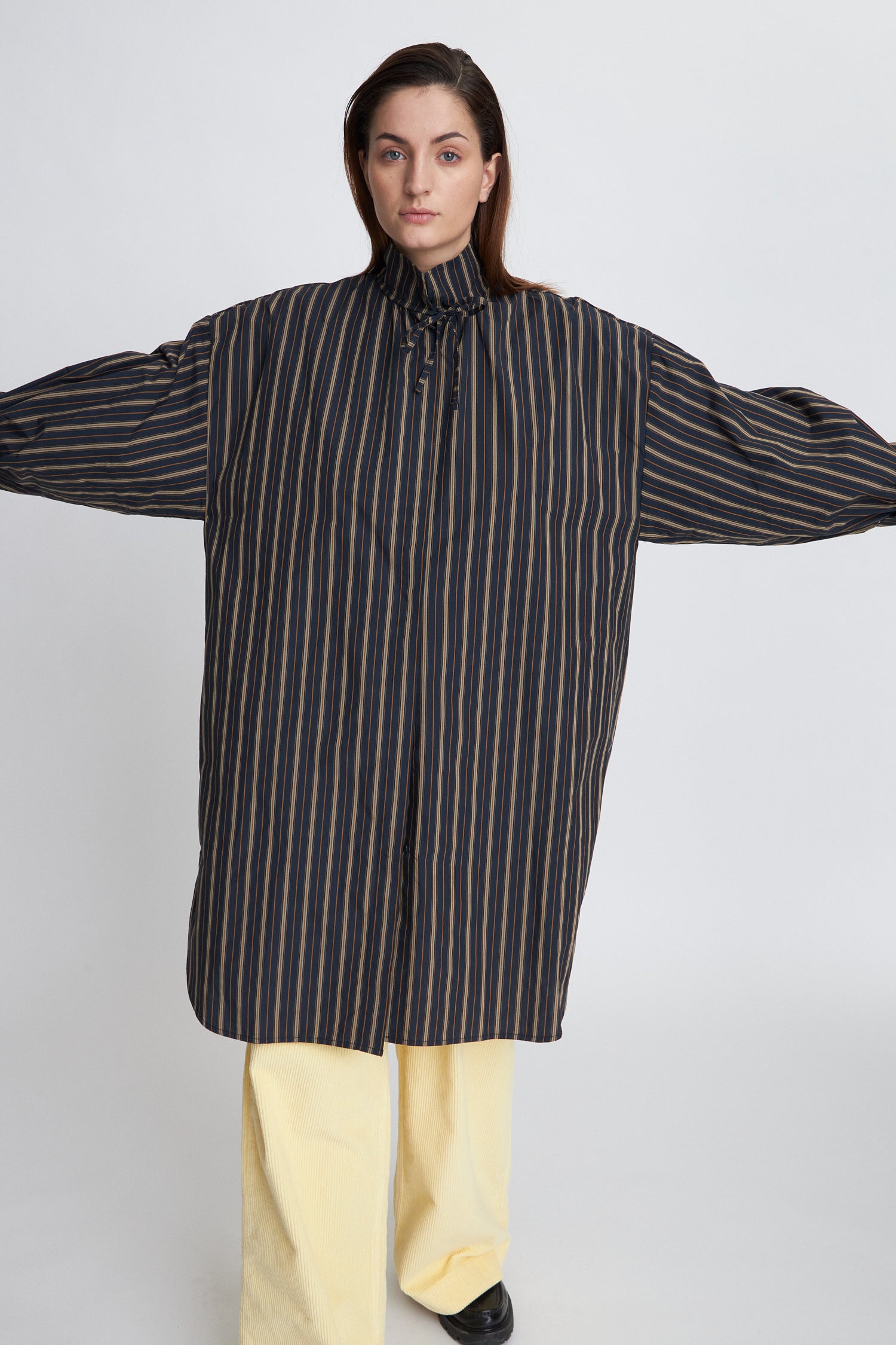 Stella Nova High neck shirt dress with bow string Shirt 609 Dark Striped