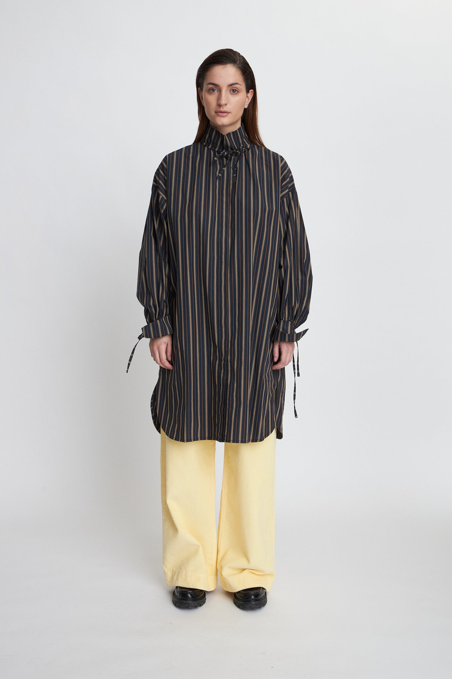 Stella Nova High neck shirt dress with bow string Shirt 609 Dark Striped