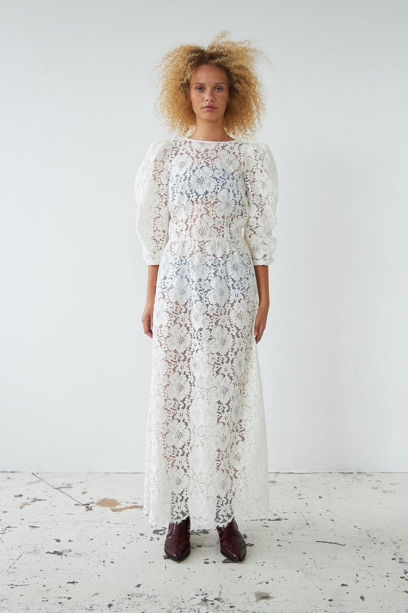 Stella Nova Lace maxi dress Dress 019 Ecru