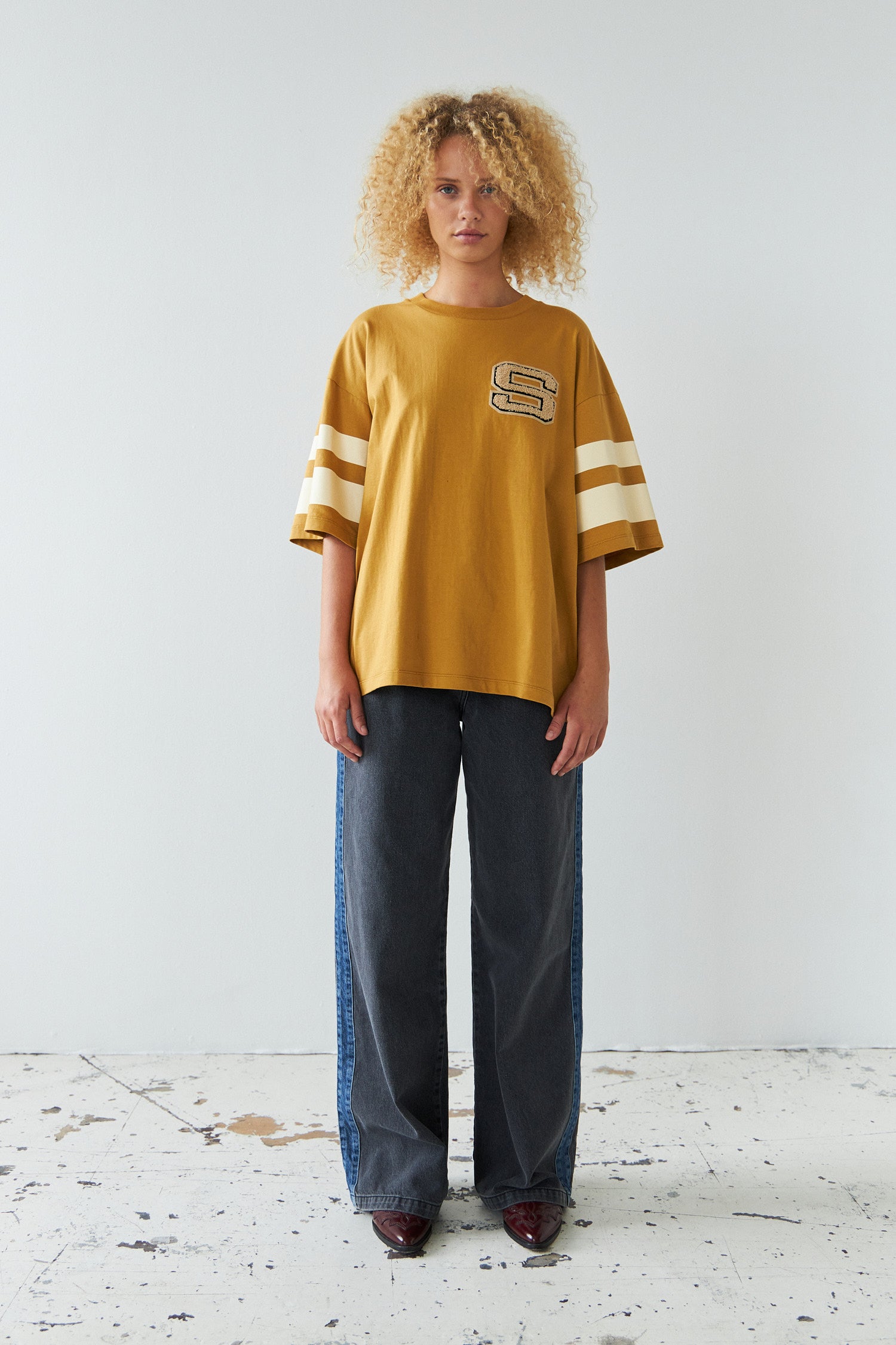 Stella Nova Oversized cotton T-shirt T-shirt 118 Burned Yellow