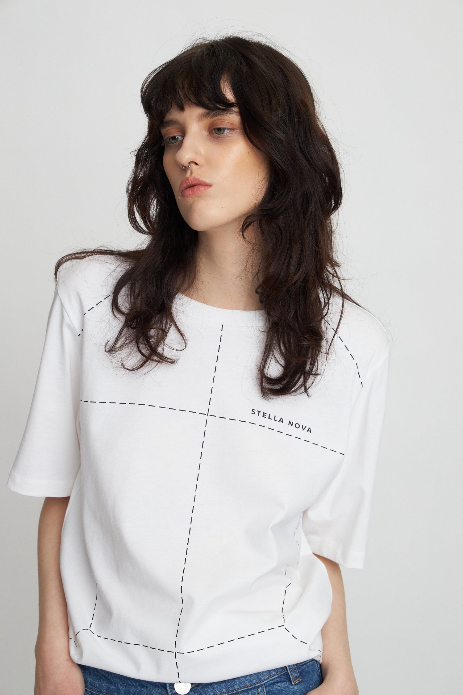 Stella Nova T-shirt with tailors details T-shirt 001 White