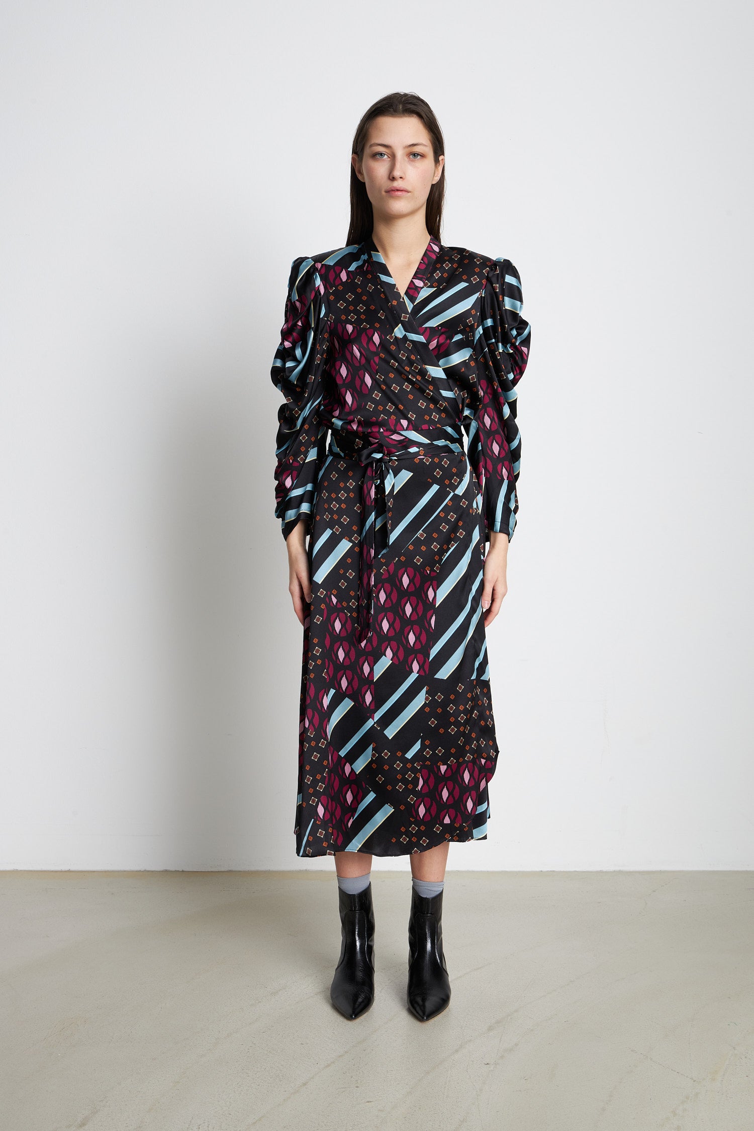 Stella Nova Wrap silk dress Dress 607 Tie Combination